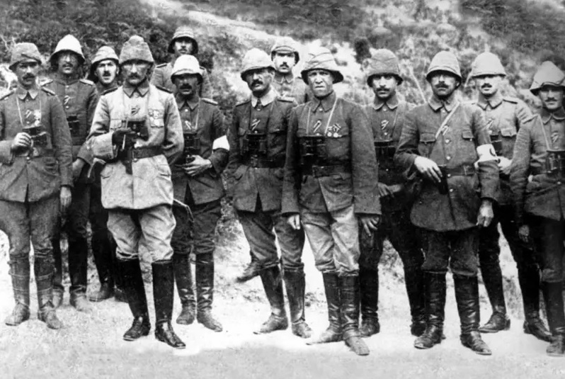 18 Mart Zaferi: Çanakkale nasıl savunuldu, İngilizler nerede hata yaptı?