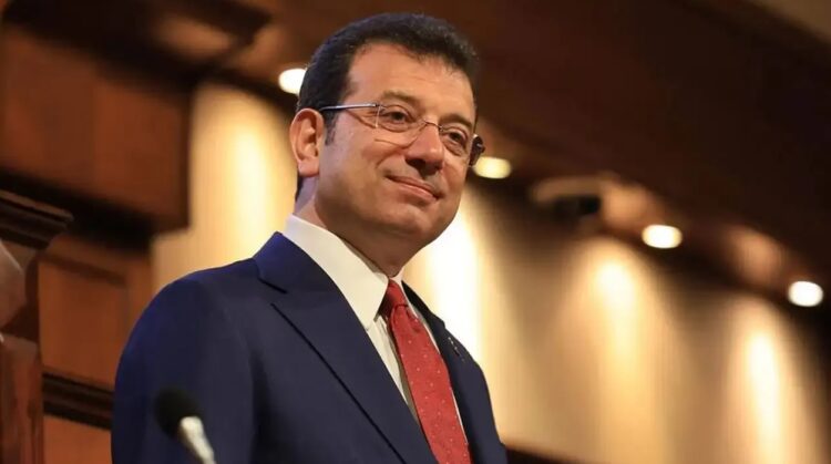 "İmamoğlu'na operasyona en çok CHP sevindi"