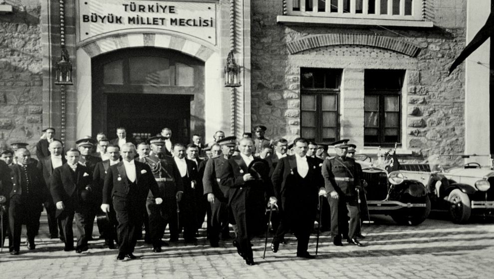TBMM 105 yaşında: 23 Nisan Ulusal Egemenlik ve Çocuk Bayramı kutlu olsun
