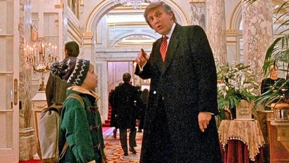 ‘Evde Tek Başına 2'nin yönetmeni: Trump'ın sahnesi başımıza bela oldu