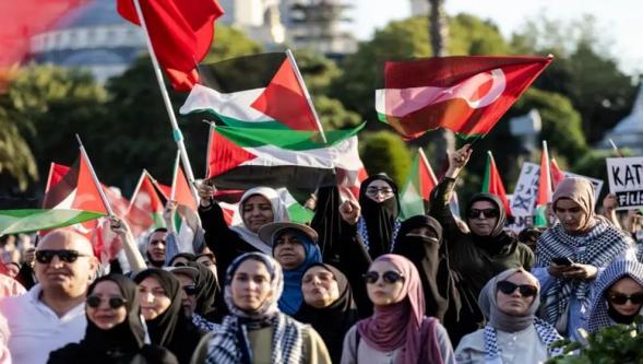 İmamoğlu'nun tutuklanması 'muhafazakâr mahallede' nasıl konuşuluyor?