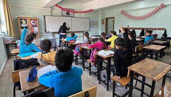 İstanbul'da okullar perşembe ve cuma günü tatil edildi