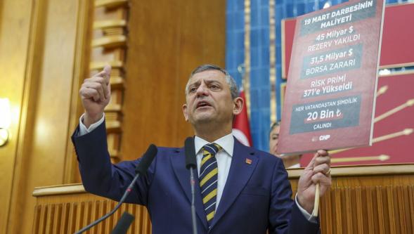 Özel'den Erdoğan'a: 'Senin aileni karıştırmaya çalışanları uzaklarda arama'