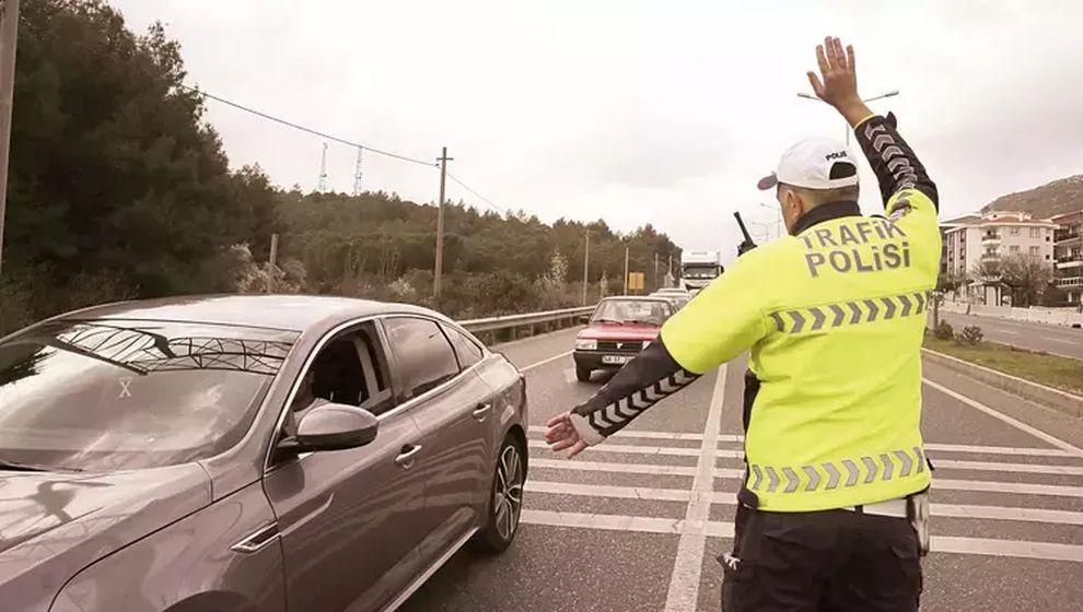 Ehliyet affına veto, 690 bin sürücü belgesine el koyuldu