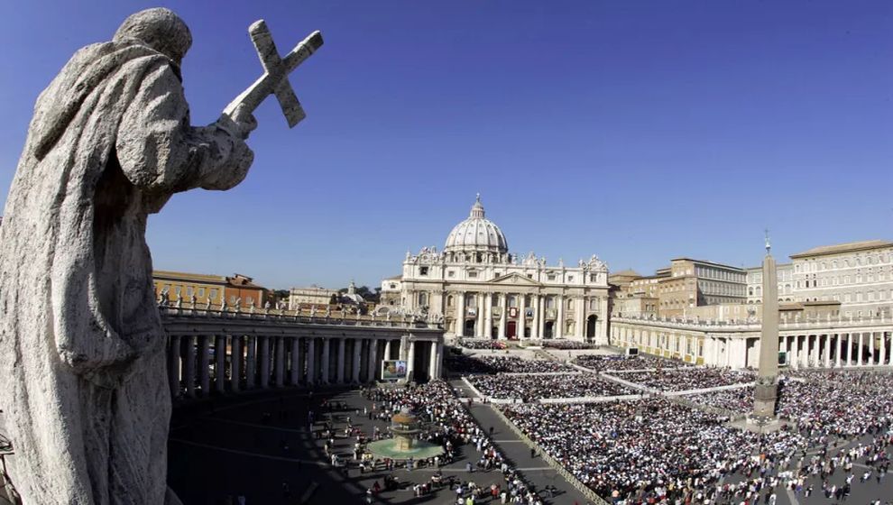 Francis'in papalığı döneminde zehir ve finans