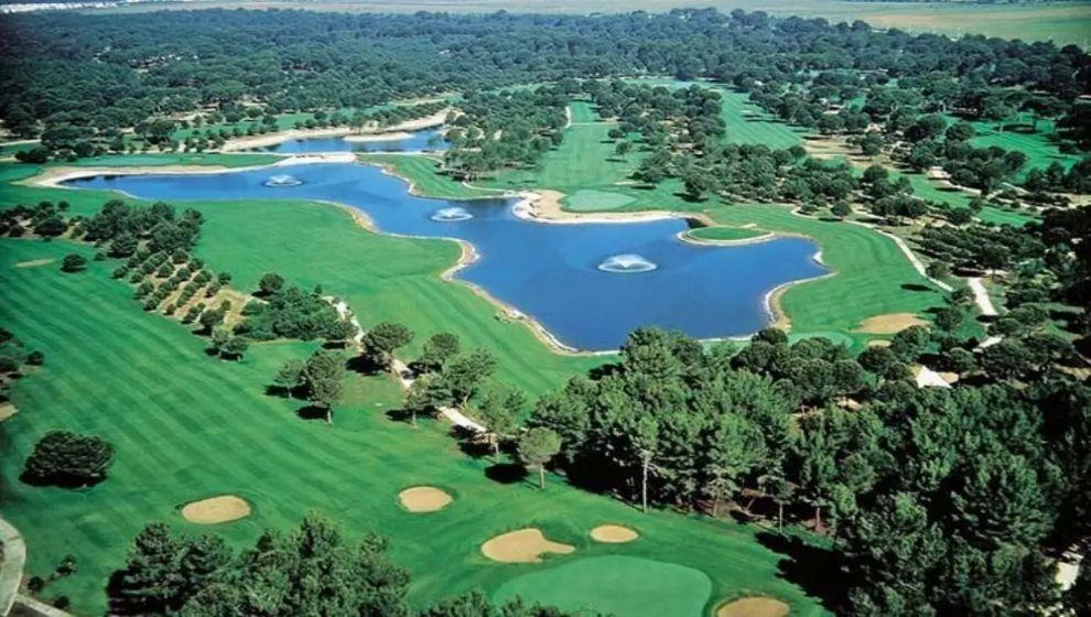 Golf sahası yakınında yaşamak, Parkinson riskini artırıyor