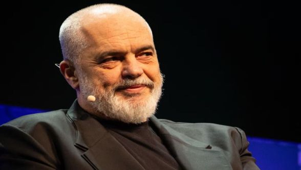 Arnavutluk Başbakanı: "Avrupa uyurgezer"