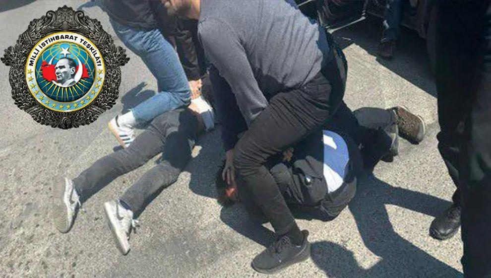 MİT suçüstü yakaladı