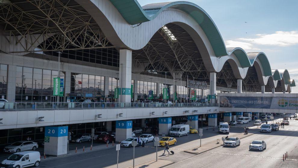 Sabiha Gökçen Havalimanı'nın yenilenen terminal binası hizmete giriyor