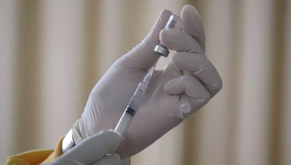 ABD'de tepki çeken grip aşısı kararı: Timerosal nedir, otizme neden olur mu?