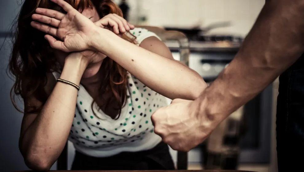Avrupa genelinde aile içi şiddet olayları giderek artıyor