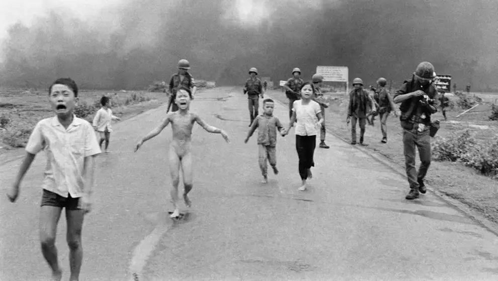 Dünyanın en ünlü fotoğraflarından 'Napalm Kızı'nı kim çekti?