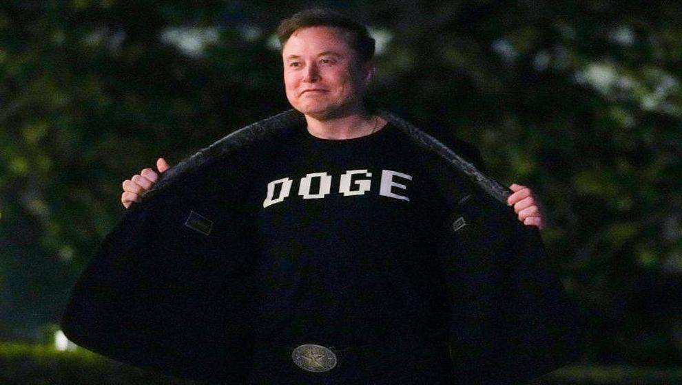 Musk'ın DOGE'unun kovduğu kişileri, Trump yönetimi yeniden işe almaya çalışıyor