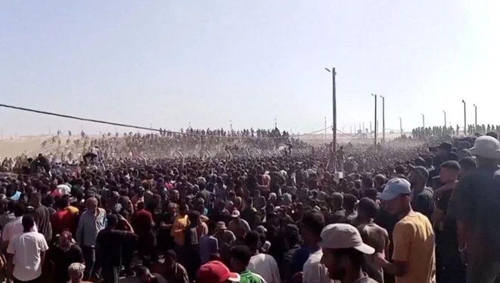 Soykırımcı İsrail, yardım dağıtım merkezini vurdu