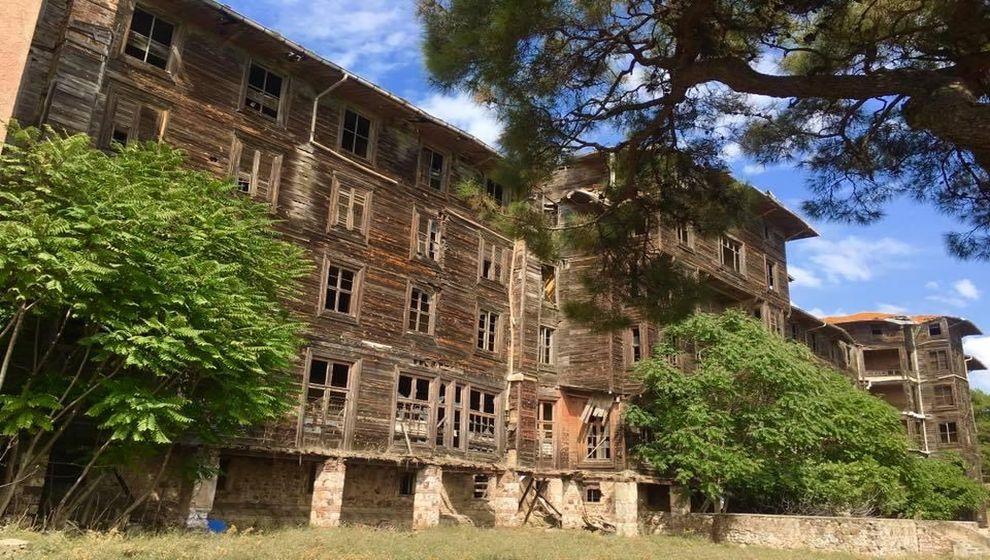 Devletlerin ve Dinlerin Yetimi: Büyükada Rum Yetimhanesi