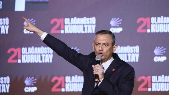 Özgür Özel'den Manavgat açıklaması: 'Elimizde 32 saatlik görüntü var, baklavacı sizin işbirlikçiniz'