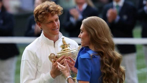 Wimbledon'da erkeklerde şampiyon İtalyan raket Jannik Sinner