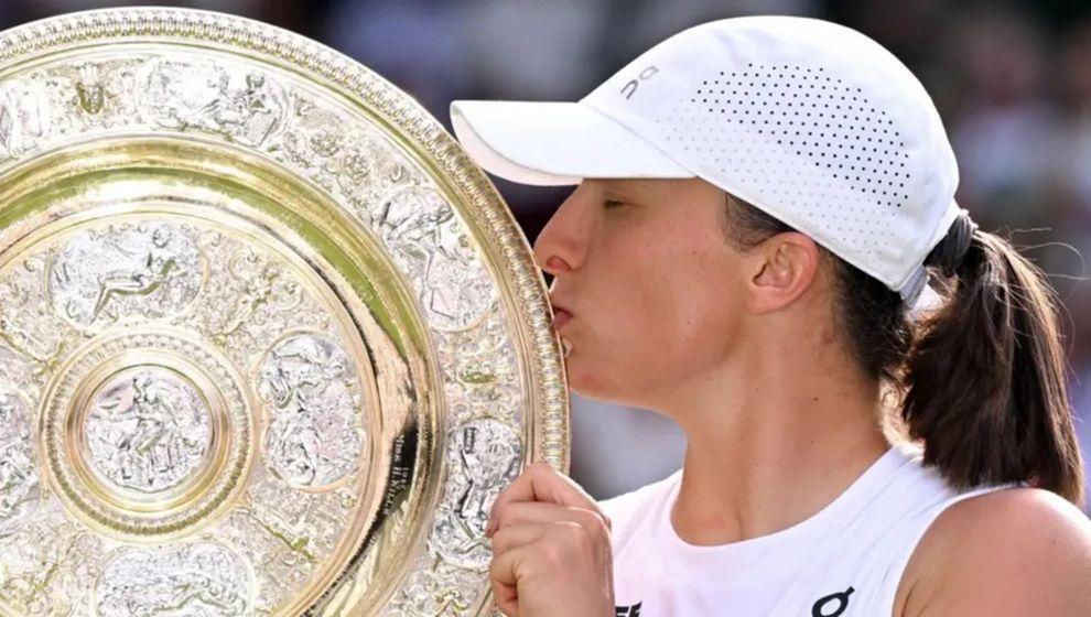 Polonyalı tenisçi Swiatek'ten Wimbledon'da görkemli zafer