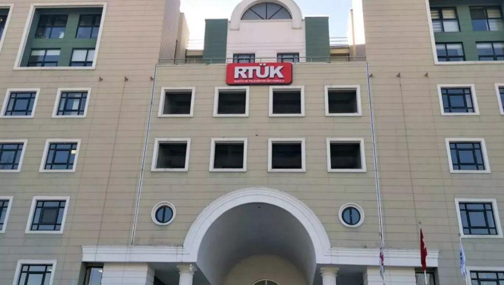 Sözcü ve Halk TV'ye 10 gün karartma