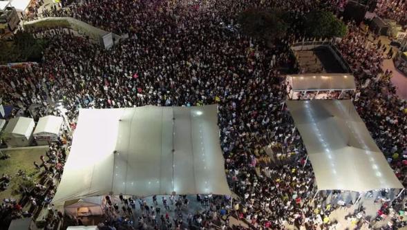 On binlerce İsrailli Gazze'nin işgal kararını protesto etti