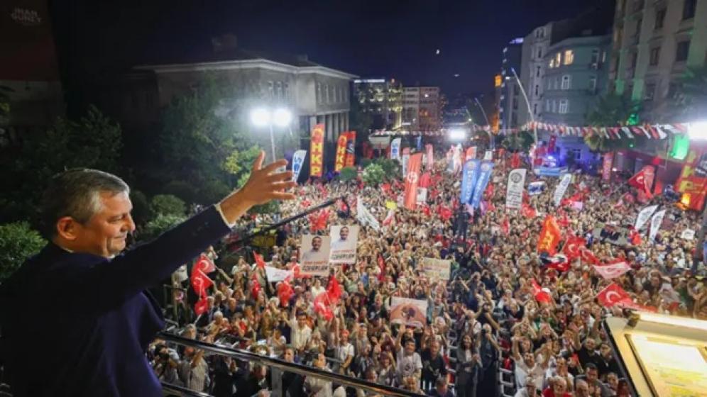 Özgür Özel'e Akın Gürlek soruşturması: CHP lideri 'tehdit ve hakaretle' suçlandı