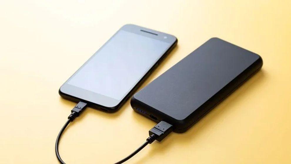 Ulaştırma Bakanı Uraloğlu açıkladı: Uçakta Powerbank'a yasak geliyor