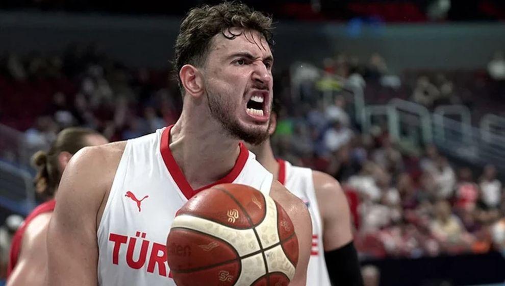 12 Dev Adam tarih yazdı: 24 yıl sonra Avrupa Basketbol Şampiyonası'nda yarı finaldeyiz