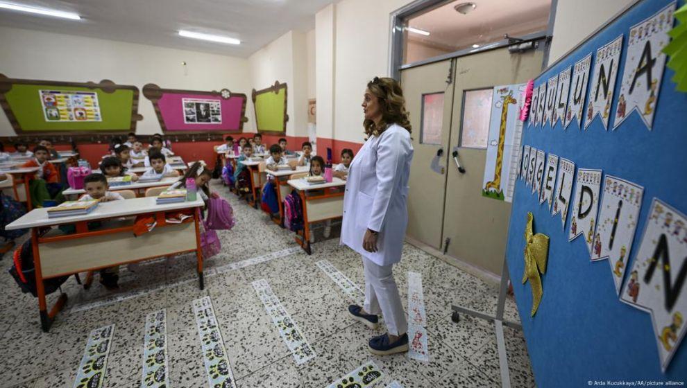Enflasyon gölgesinde ders başı: Veliler kaygılı