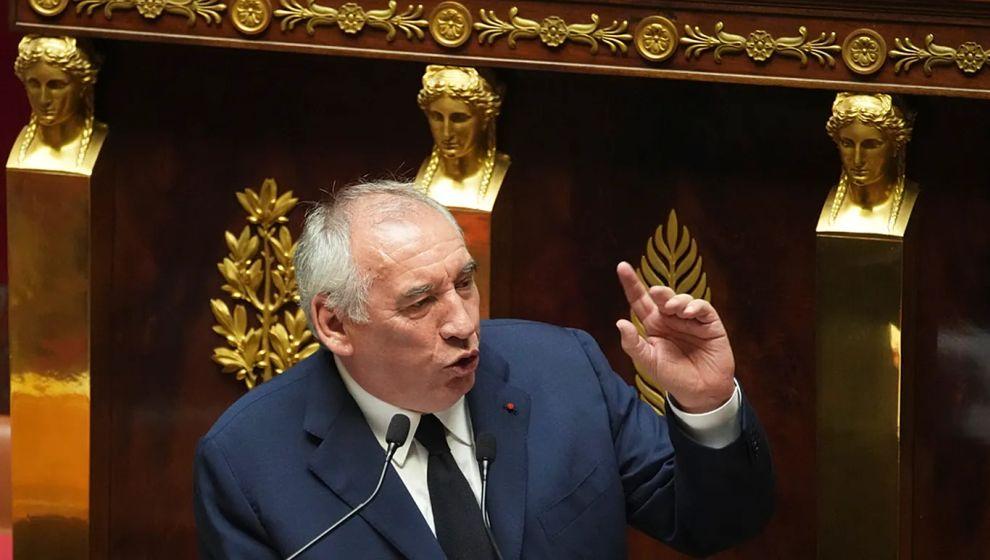 Fransa Başbakanı Bayrou güvenoyu alamadı, hükümet düştü: Şimdi ne olacak?