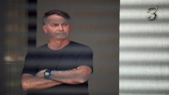 Brezilya: Eski Cumhurbaşkanı Bolsonaro'ya, darbe planladığı gerekçesiyle 27 yıl hapis cezası