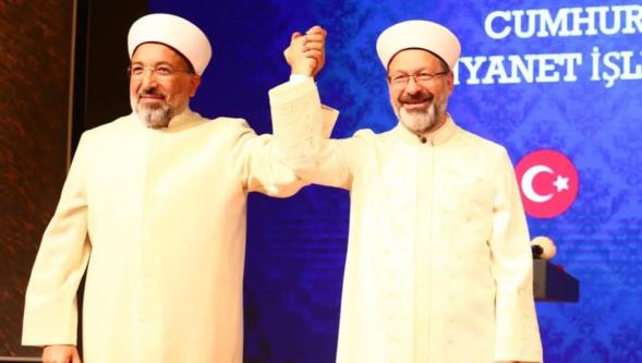 Diyanet'in yeni başkanı Safi Arpaguş görevine siyasi mesaj vererek başladı