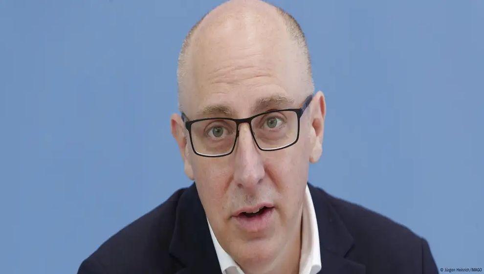 Sinan Selen Alman iç istihbarat teşkilatı başkanı oldu