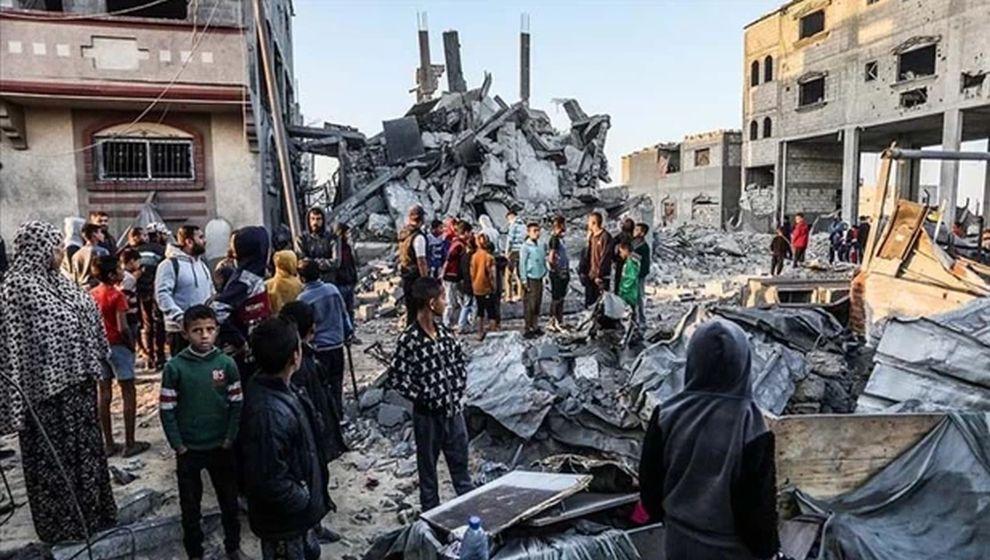 Soykırım Kampı Gazze'de internet ve iletişim kesildi