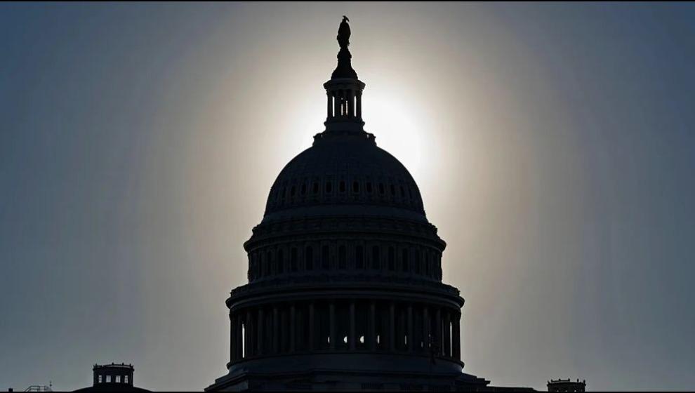 ABD'de hükümet krizi derinleşiyor: Kitlesel işten çıkarmalar başladı