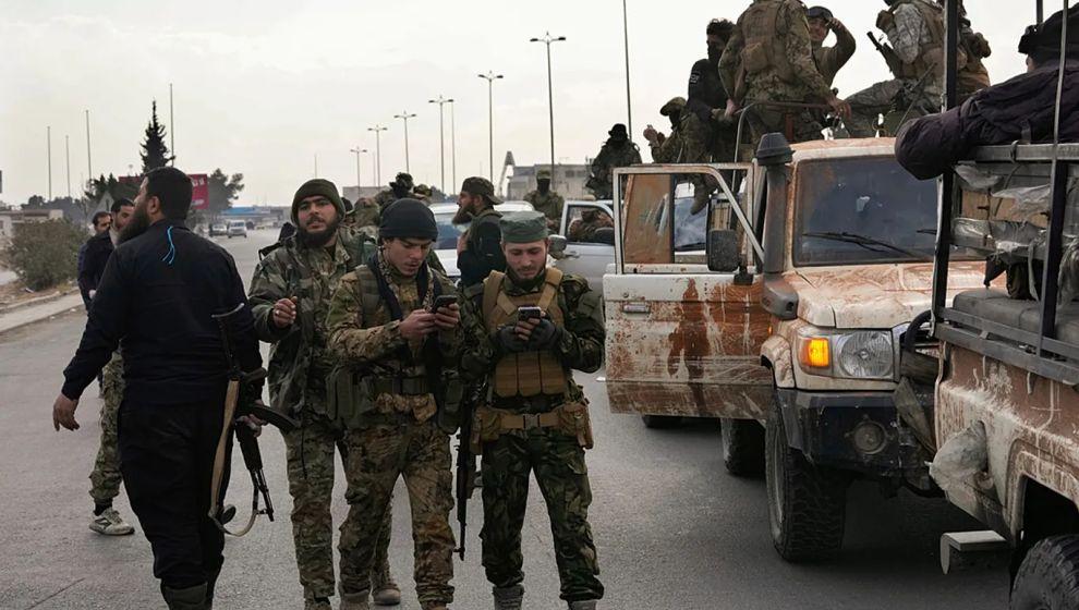 İdlib'de Suriye ile çatışan Fransız militanlar