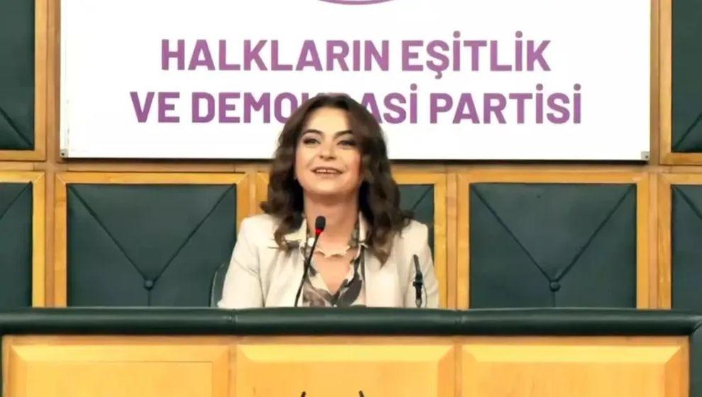 İnanılır gibi değil ama gerçek: Gazi Meclis'te Kürdistan sesleri ve terörist Öcalan lehine sloganlar