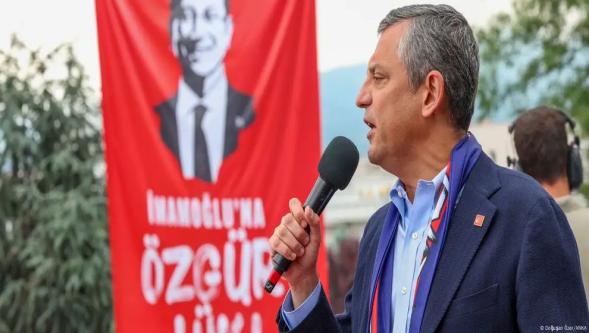 CHP'nin ilk yurt dışı mitingi Brüksel'de yapıldı