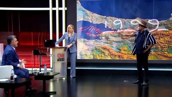 CNN Türk'te gergin anlar: Deprem bilimci Şener Üşümezsoy isyan etti