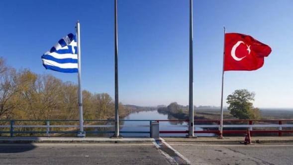 Yunanistan'a kaçak giren 13 Türk tutuklandı: 147 silaha el konuldu