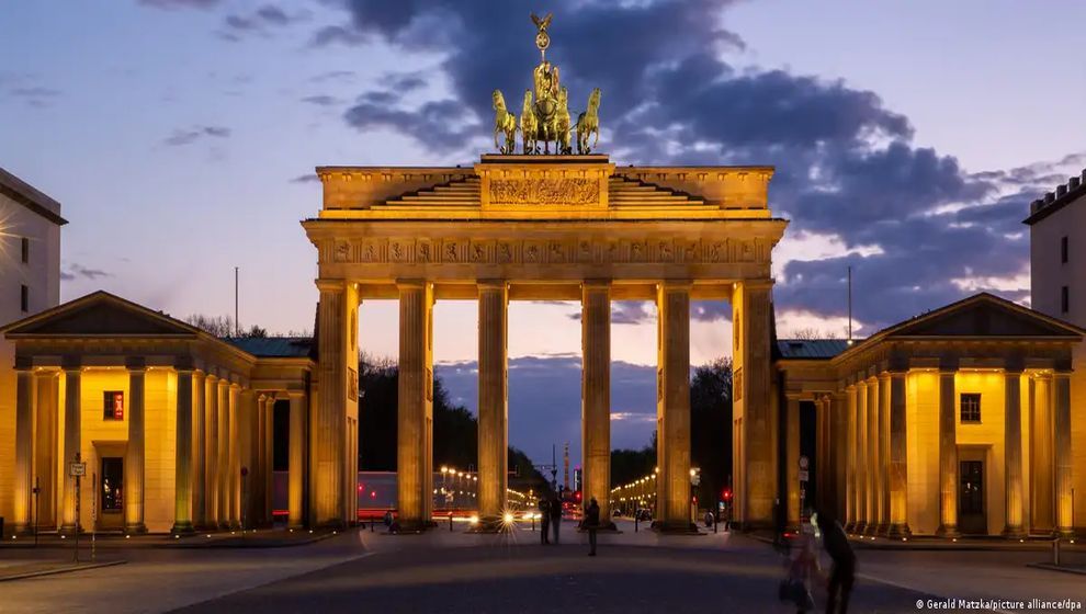 Almanya'nın dönüm noktası tarih 9 Kasım: Bir yanda dehşet, diğer yanda sevinç