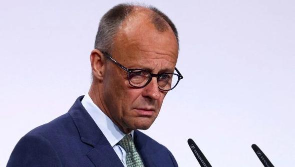 Almanya Başbakanı Merz: "Savaş bitti, Suriyelilerin iltica gerekçesi kalmadı"