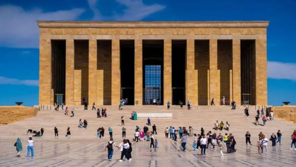 Atatürk'ün ölümünün 87. yılında mimari özellikleri ve sembolleriyle Anıtkabir