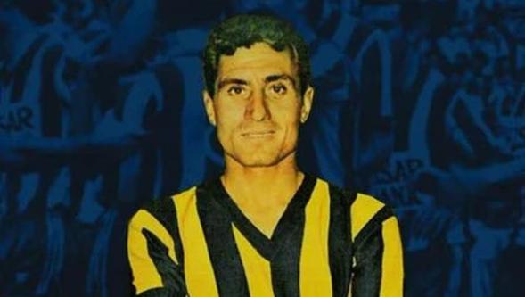 Lefter Küçükandonyadis: Büyükada'nın 'özgür' çocuğu nasıl 'ordinaryus' oldu?