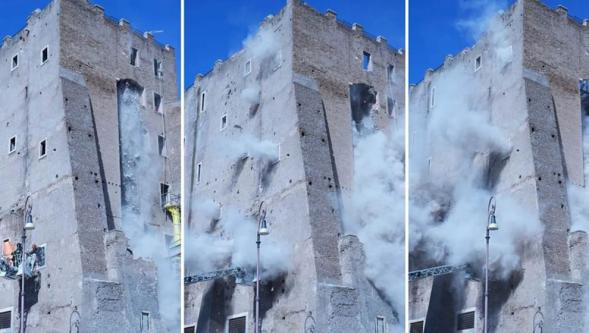 Roma'da tarihi kule çöktü: Bir işçi enkaz altında mahsur kaldı