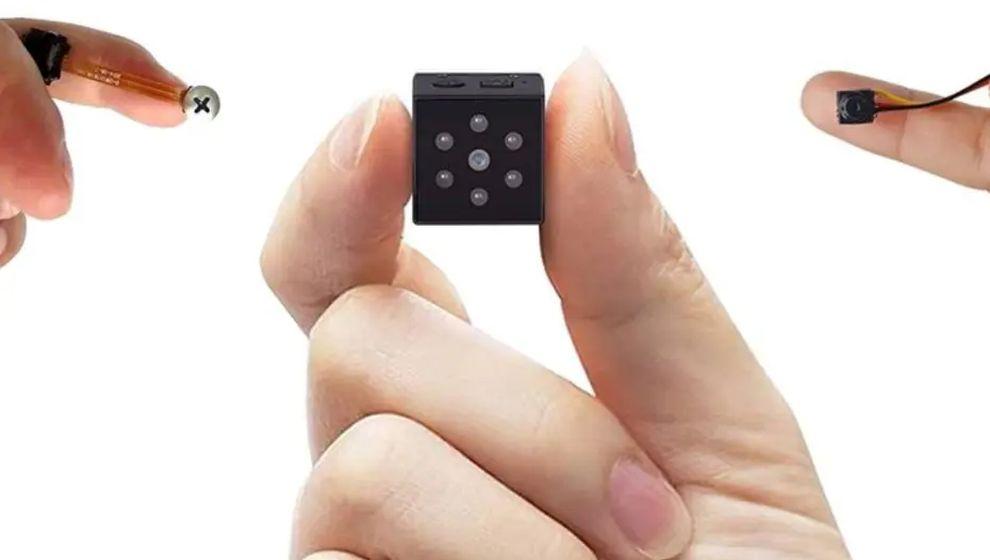 Özel okulda sapık öğretmenin gizli kamera skandalı