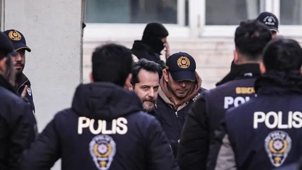 Dosyası bahis soruşturmasından ayrılan Erden Timur 'kara para aklama' suçlamasıyla tutuklandı