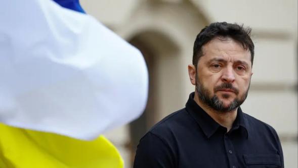 Ukrayna'da seçim anketi: Zelenski her koşulda kaybediyor