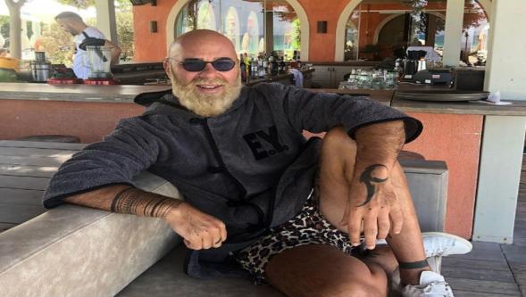 Acun Ilıcalı'nın ortağı Esat Yontunç'a yurt dışına çıkış yasağı