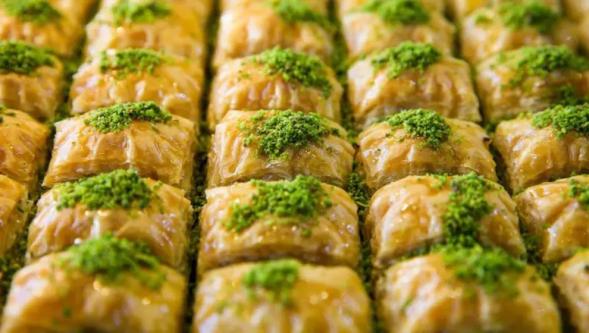 Baklavanın bilinmeyen tarihi: İlk kim yaptı, 'klasik' olanı hangisi?