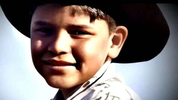 Dört yaşında kaçırılıp istismar edilen çocuğun başarılı bir avukat olma hikâyesi